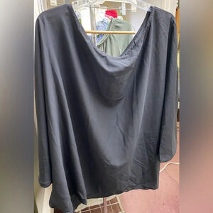 Cicibird Batwing top, size L